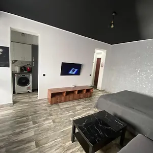 Apartament Spacious & Luxury Center Studio, Bucureşti